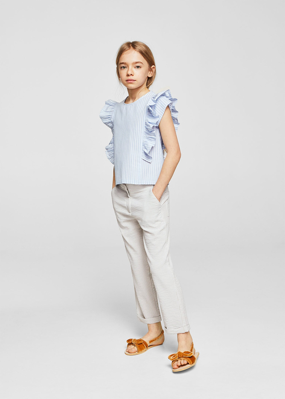 Ruffles stripe-patterned blouse